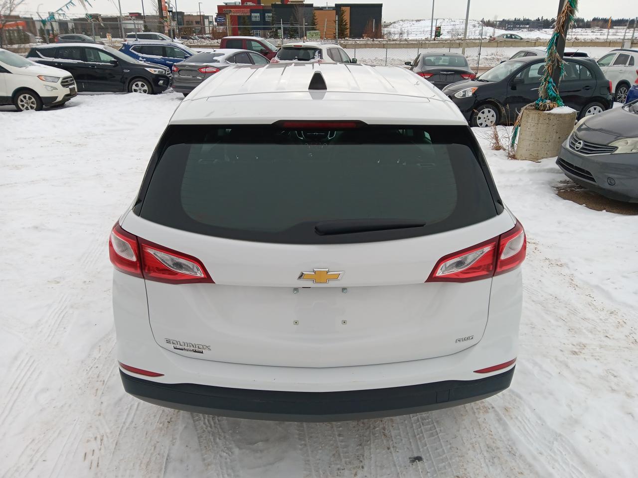 2020 Chevrolet Equinox AWD, Remote Start, BU Cam, Htd Seats, Lane assist - Photo #6