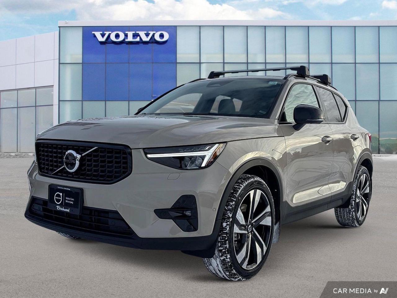 New 2025 Volvo XC40 Plus Dark Theme DEMO MODEL - PRICE INCLUDES 18