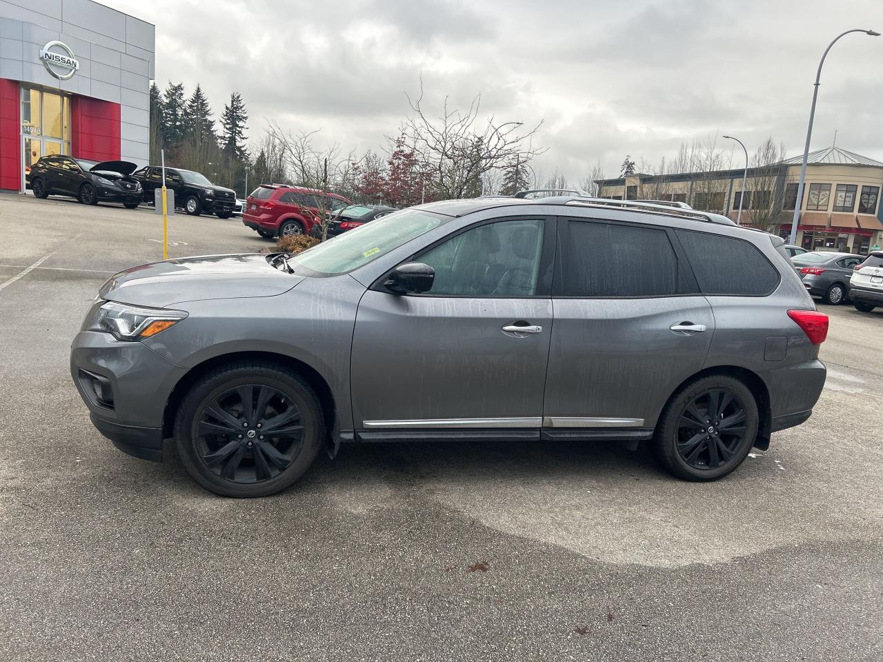 Used 2017 Nissan Pathfinder 4WD 4DR PLATINUM for sale in Surrey, BC