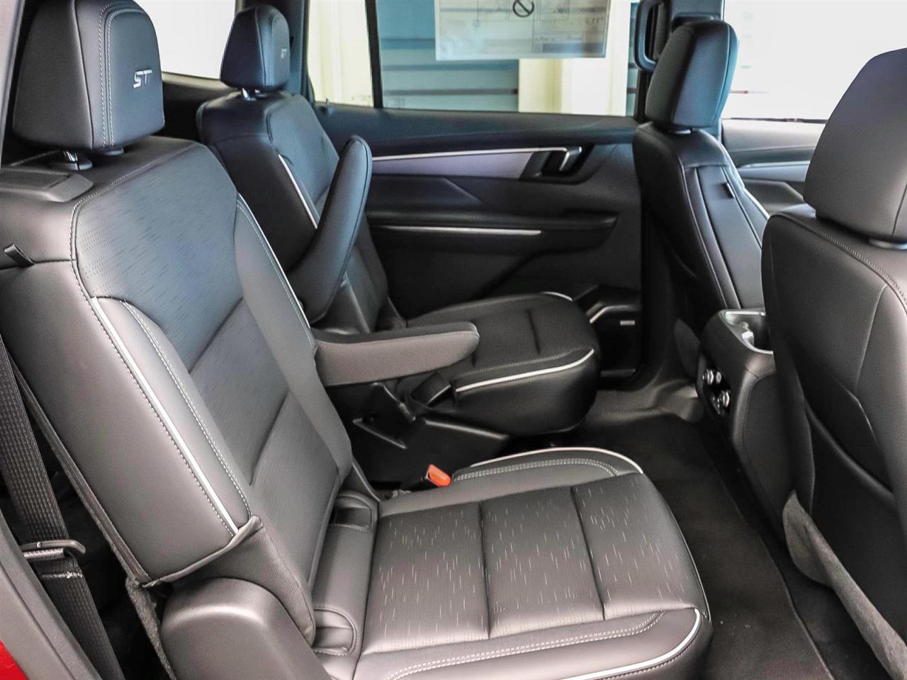 2025 Buick Enclave Sport Touring Photo