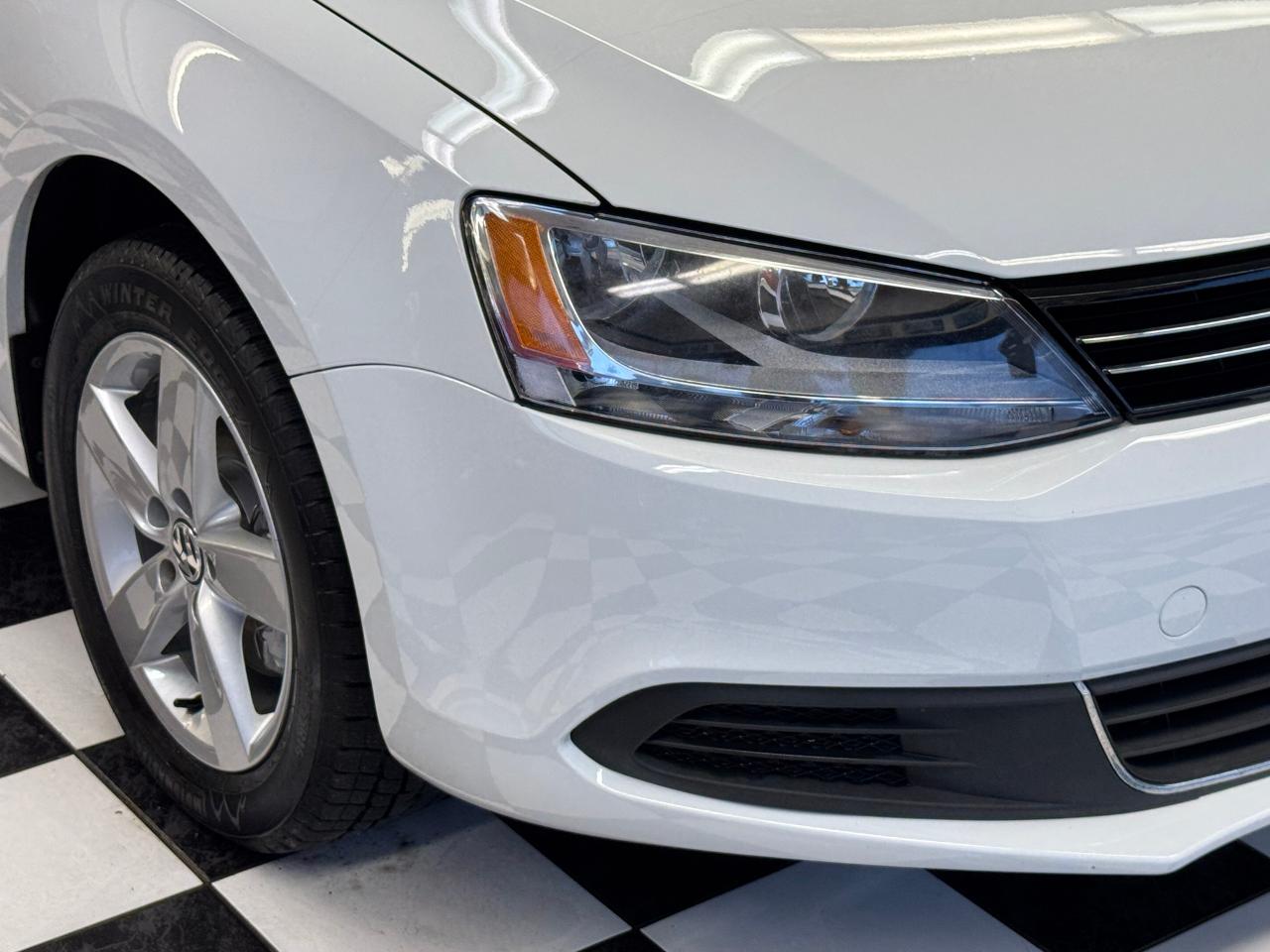 2014 Volkswagen Jetta Comfortline+New Brakes+A/C+Heated Seats - Photo #36