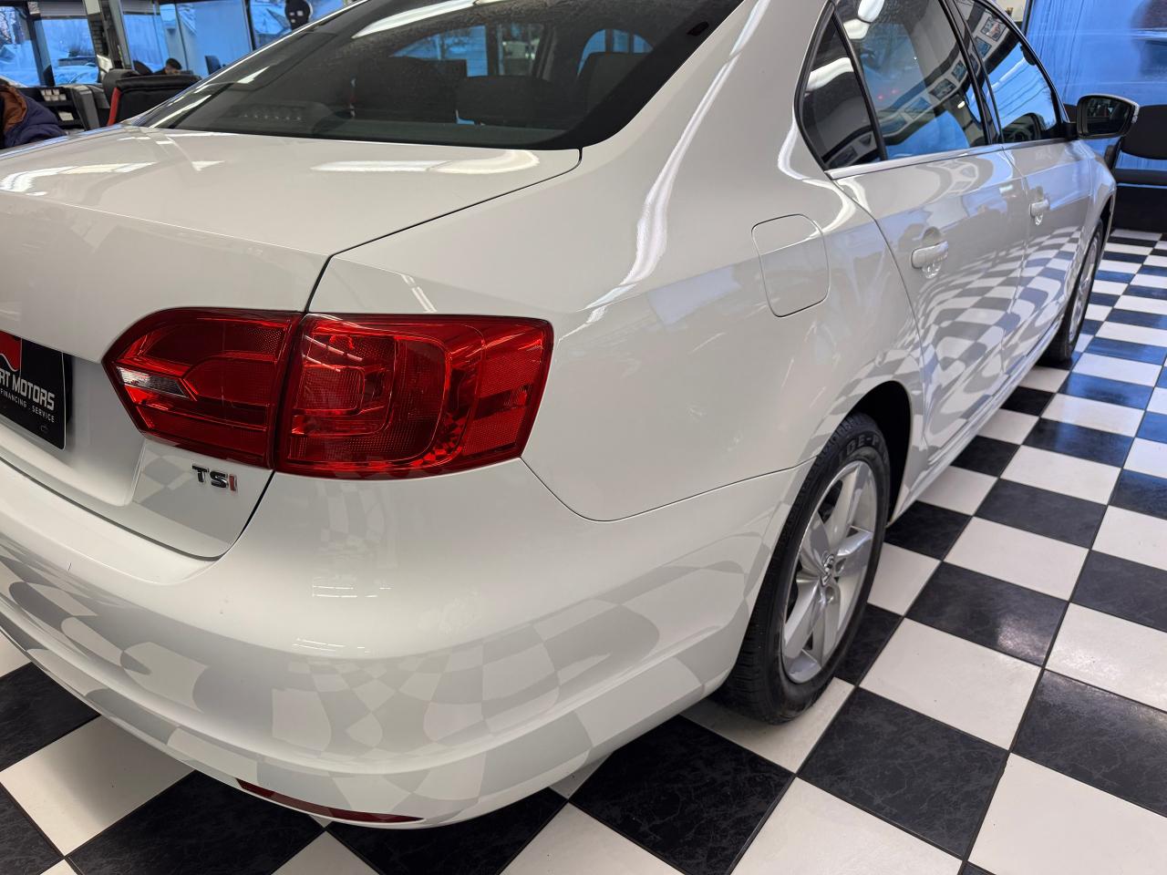 2014 Volkswagen Jetta Comfortline+New Brakes+A/C+Heated Seats Photo39