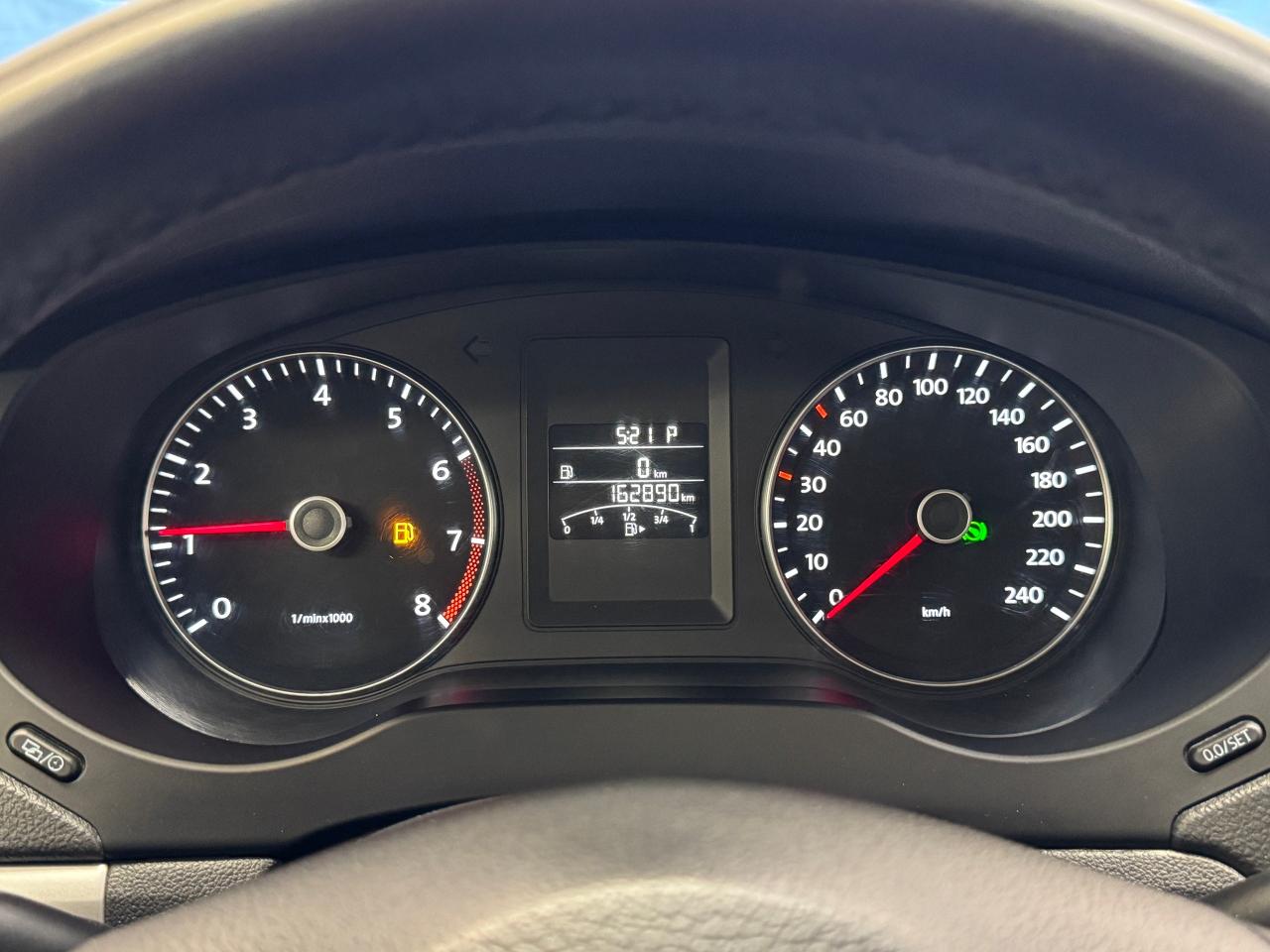 2014 Volkswagen Jetta Comfortline+New Brakes+A/C+Heated Seats - Photo #15