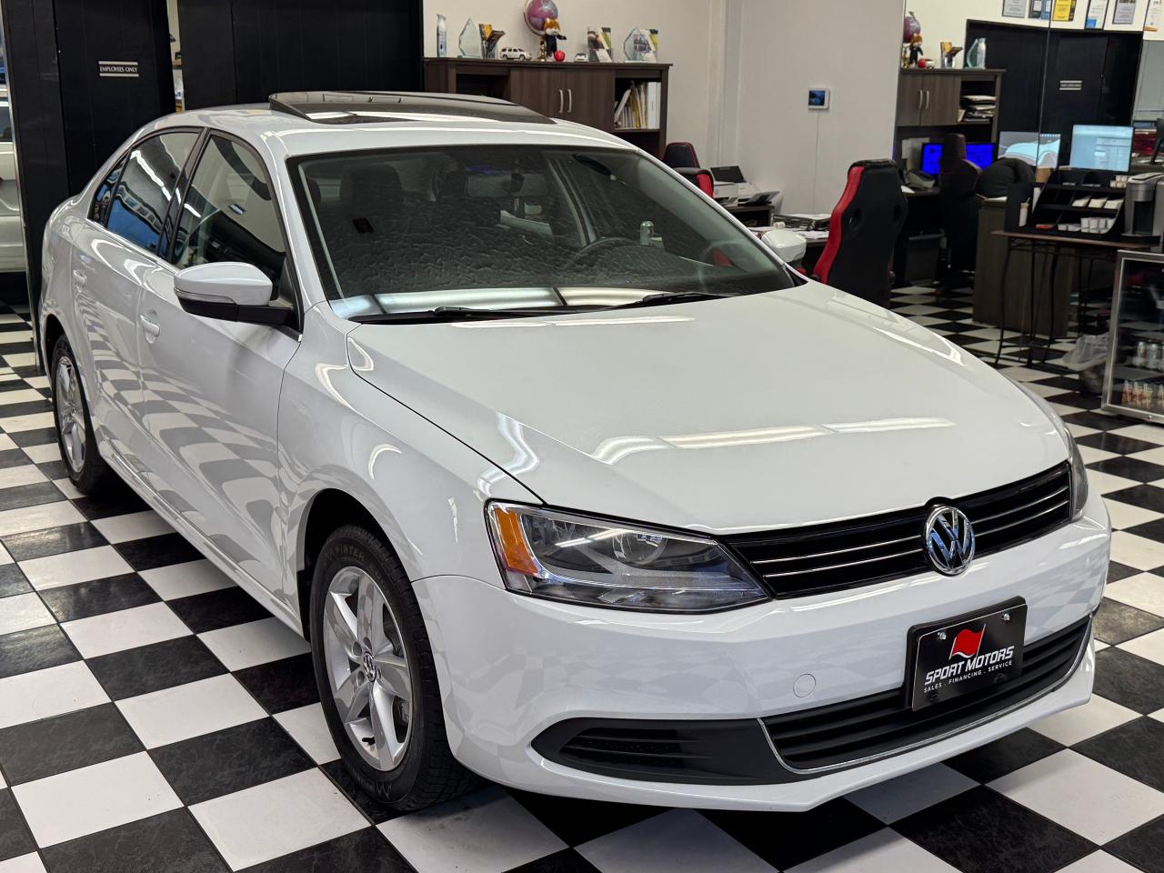 2014 Volkswagen Jetta Comfortline+New Brakes+A/C+Heated Seats Photo7