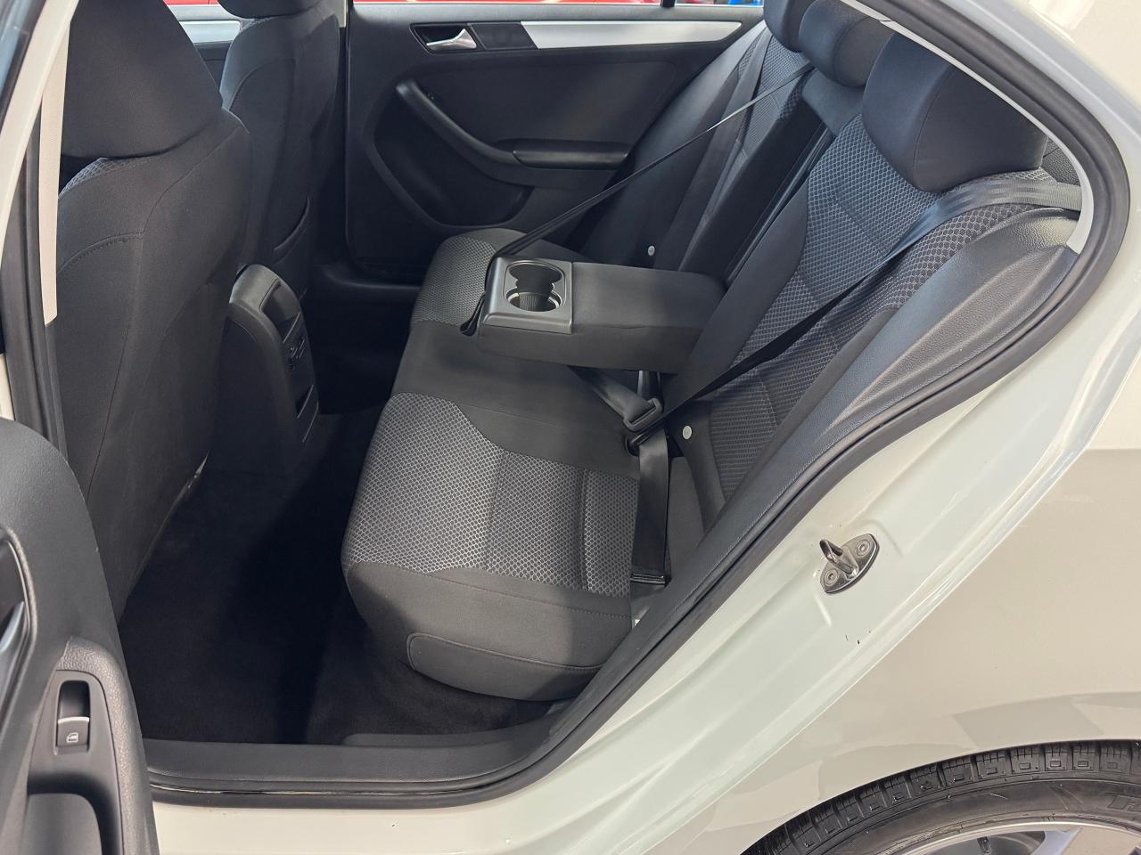 2014 Volkswagen Jetta Comfortline+New Brakes+A/C+Heated Seats Photo74