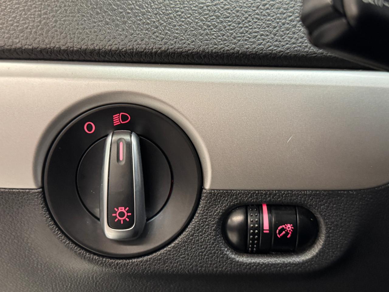 2014 Volkswagen Jetta Comfortline+New Brakes+A/C+Heated Seats - Photo #32