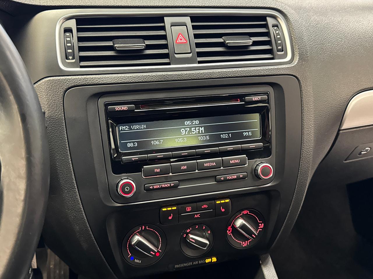 2014 Volkswagen Jetta Comfortline+New Brakes+A/C+Heated Seats - Photo #11