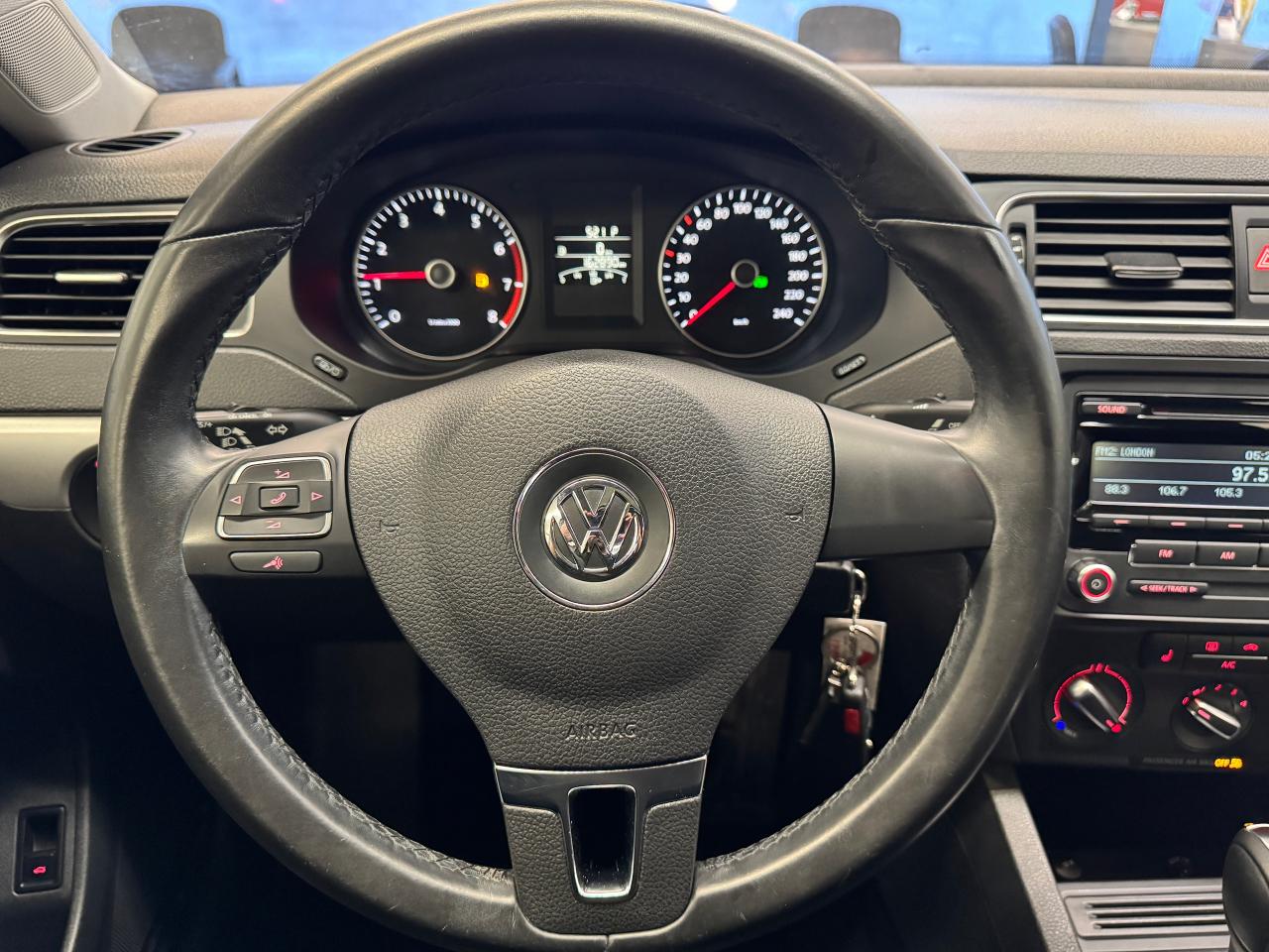 2014 Volkswagen Jetta Comfortline+New Brakes+A/C+Heated Seats Photo10
