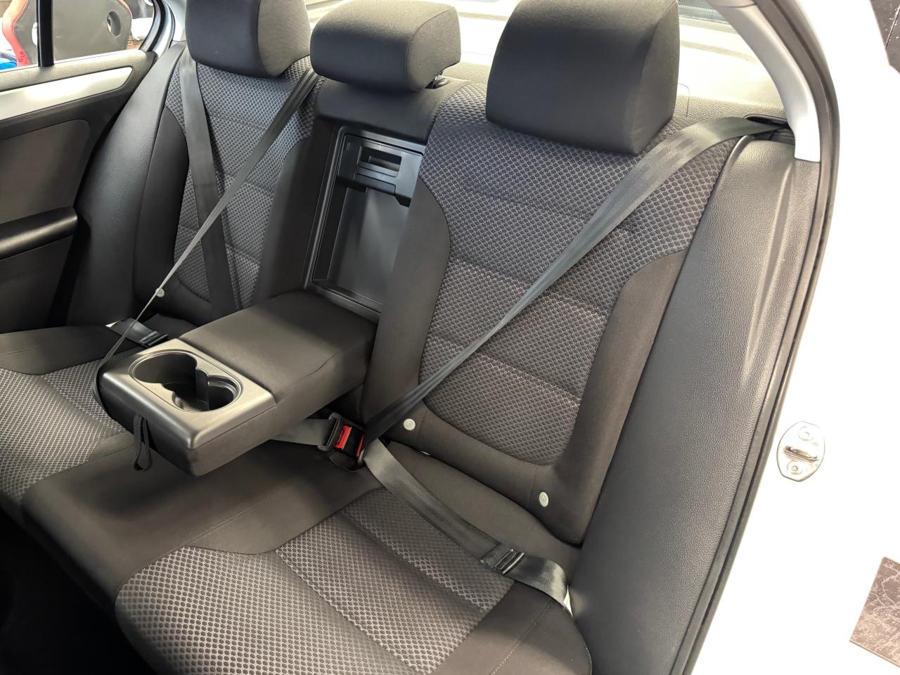 2014 Volkswagen Jetta Comfortline+New Brakes+A/C+Heated Seats - Photo #23