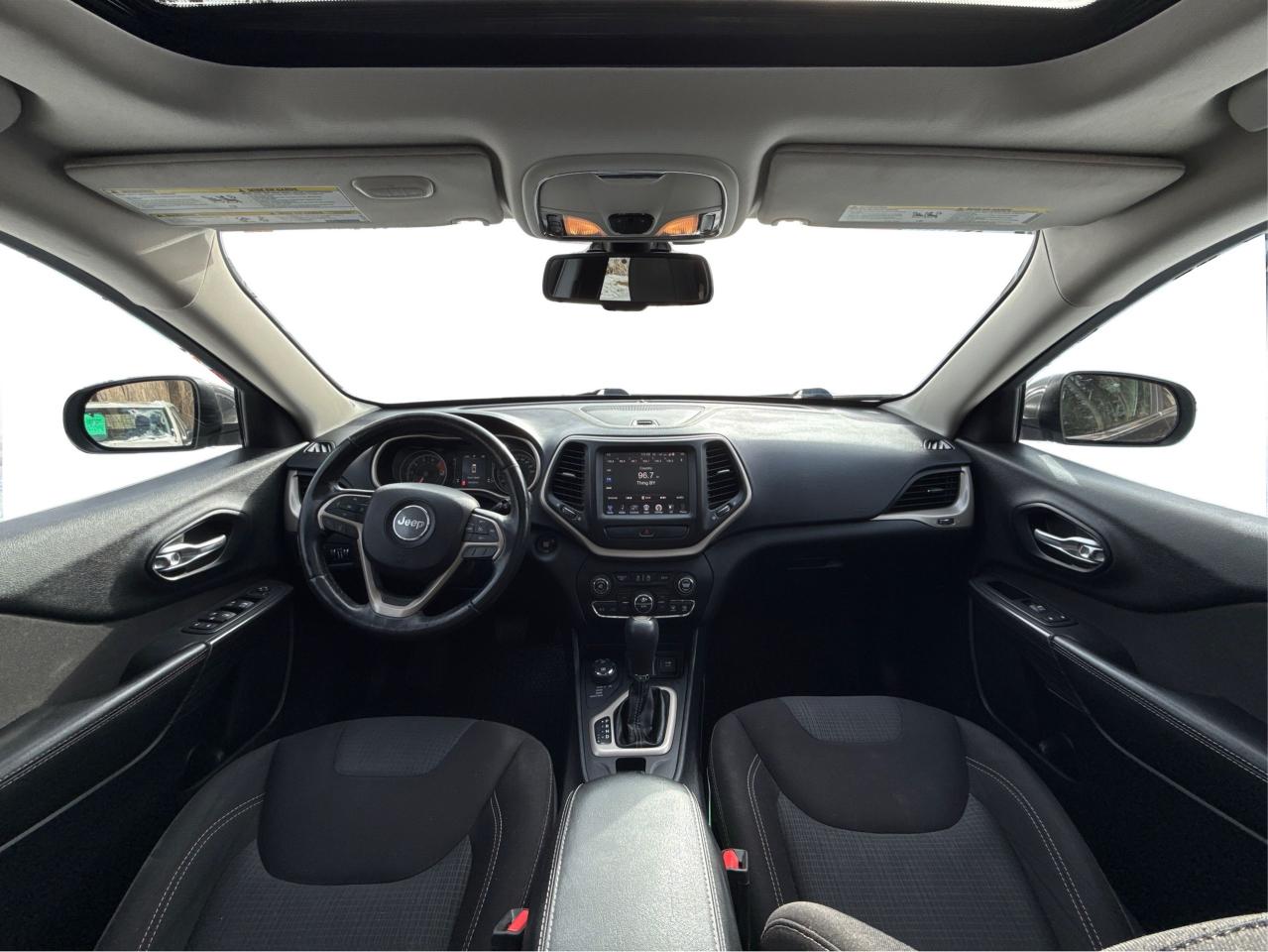 2016 Jeep Cherokee North - Photo #21