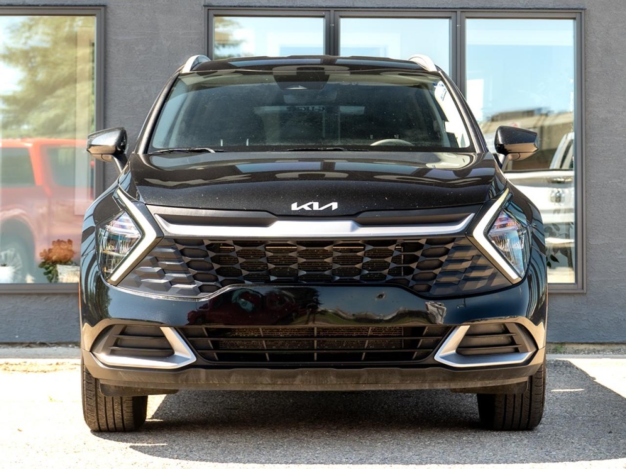 2023 Kia Sportage LX AWD Photo2