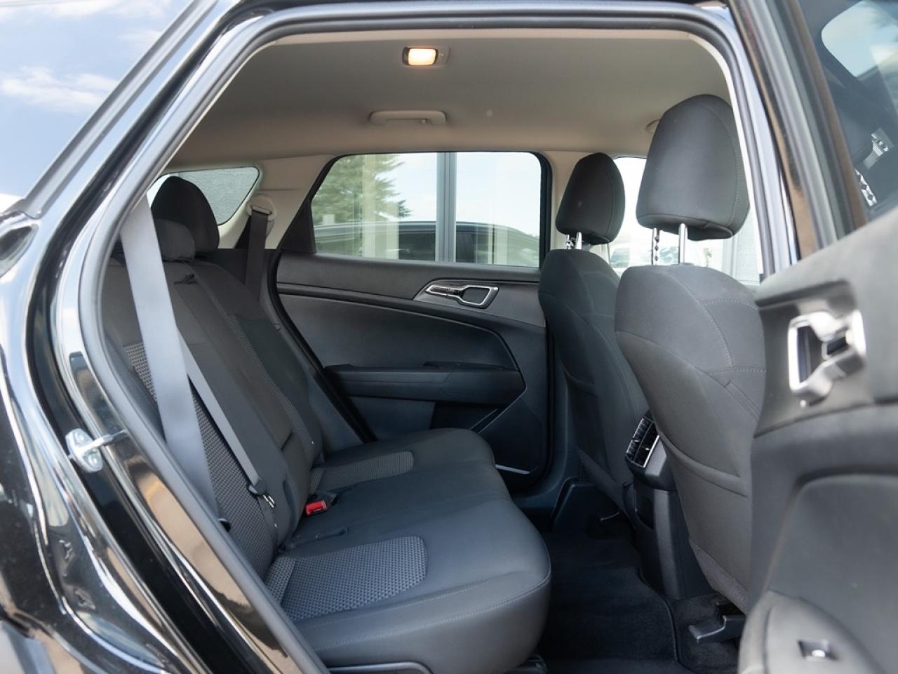 2023 Kia Sportage LX AWD Photo37