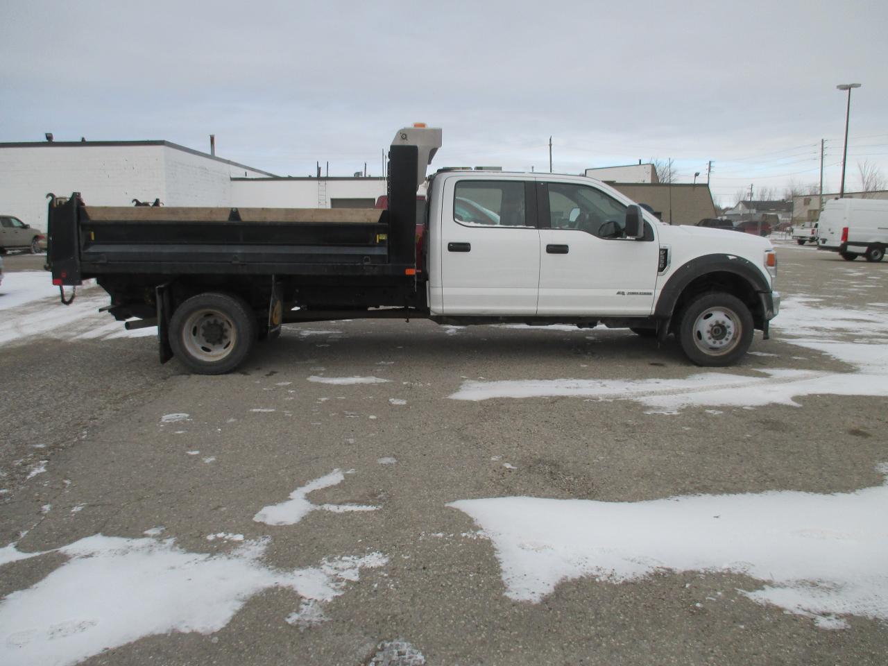 2022 Ford F-550 CREW CAB 4X4 12 Ft.STEEL DUMP BODY.203 IN W/BASE - Photo #4