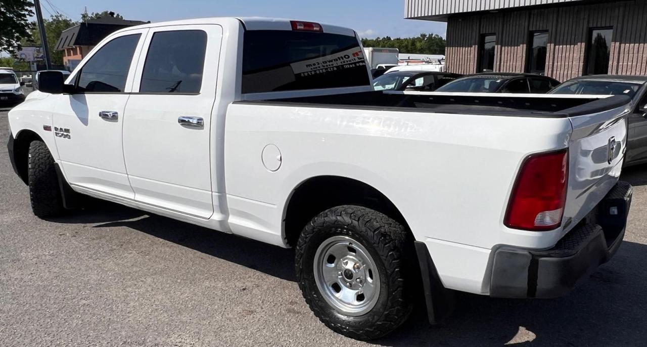 2017 RAM 1500 4WD CREW CAB 149" ST - Photo #3