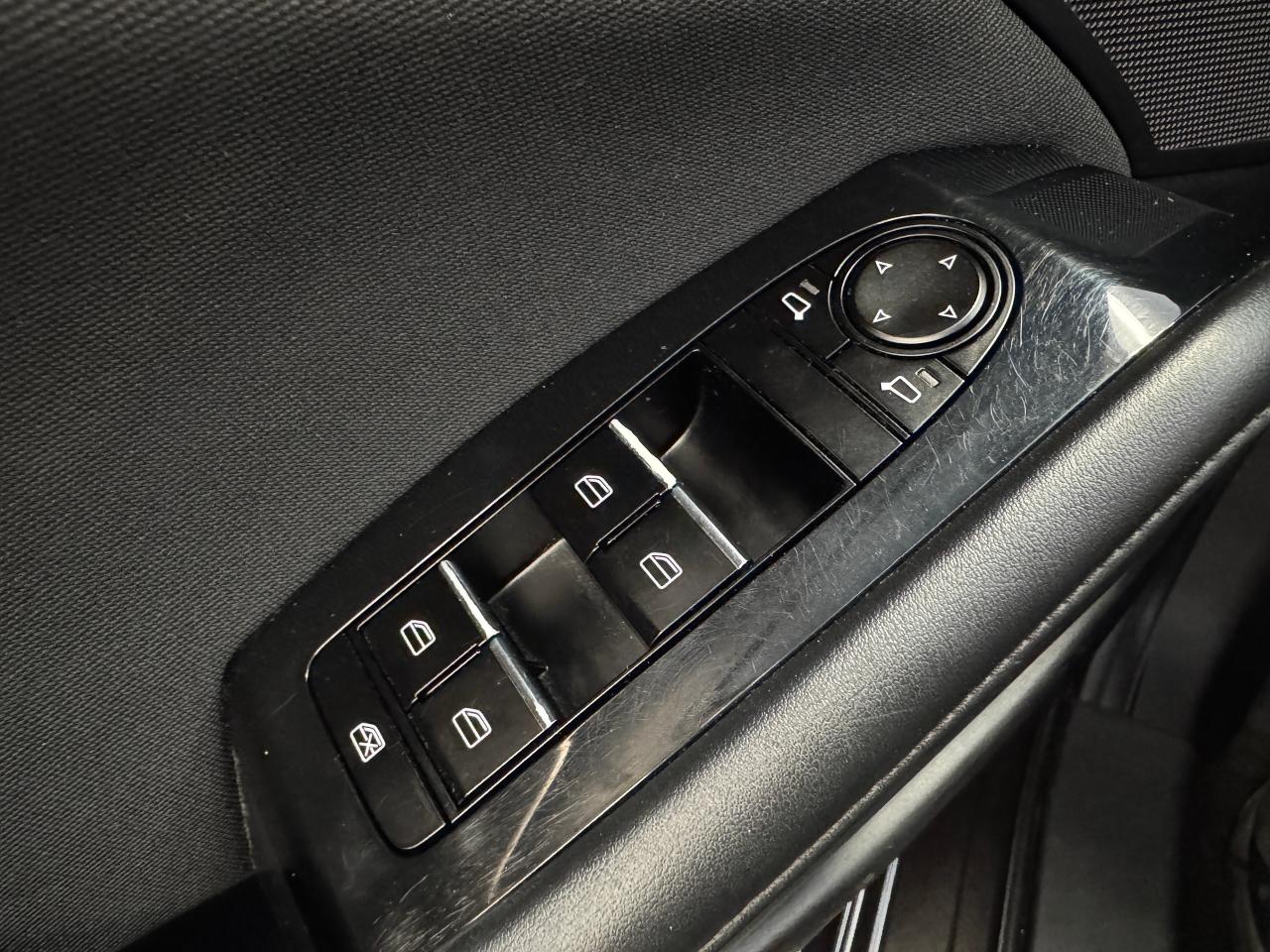 2019 Mazda MAZDA3 GS AWD+Camera+Blind Spot+Heated Steering Photo49
