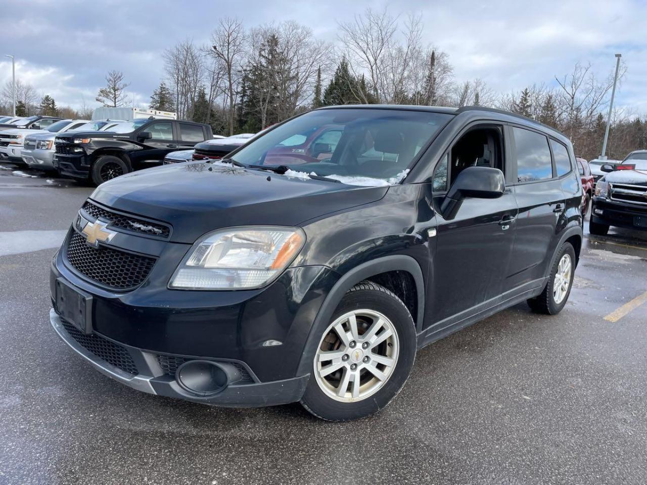 2012 Chevrolet Orlando 1LT - Photo #2