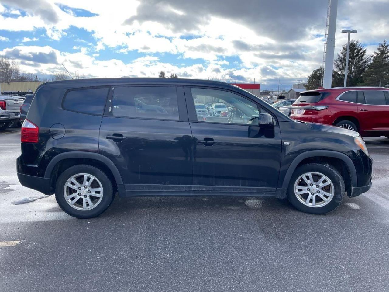 Used 2012 Chevrolet Orlando 1LT for sale in Oshawa, ON