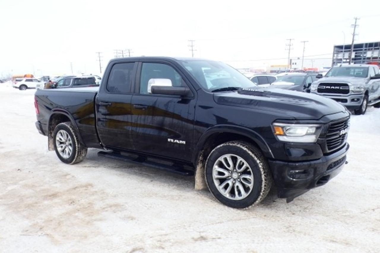 2019 Dodge Ram 1500 Laramie 4x4 Quad Cab w/H&C L.wrap, S/R, NAV, BUC - Photo #4