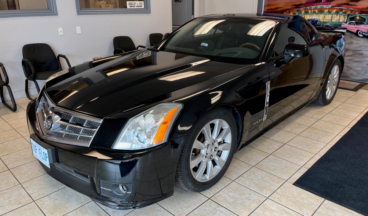 Used 2009 Cadillac XLR Platinum Hard Top Convertible for sale in Burlington, ON