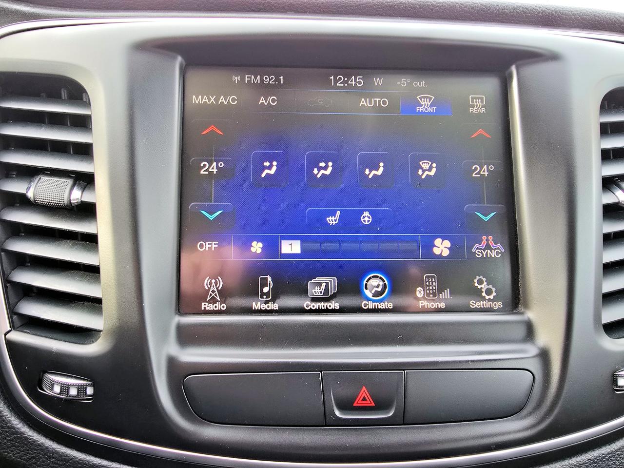 2015 Chrysler 200 Limited, heated seats steering wheel, remote start - Photo #19