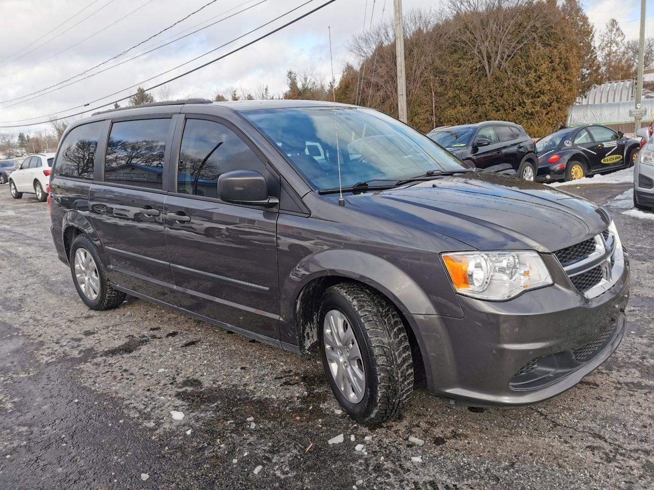 2017 Dodge Grand Caravan SE - Photo #7