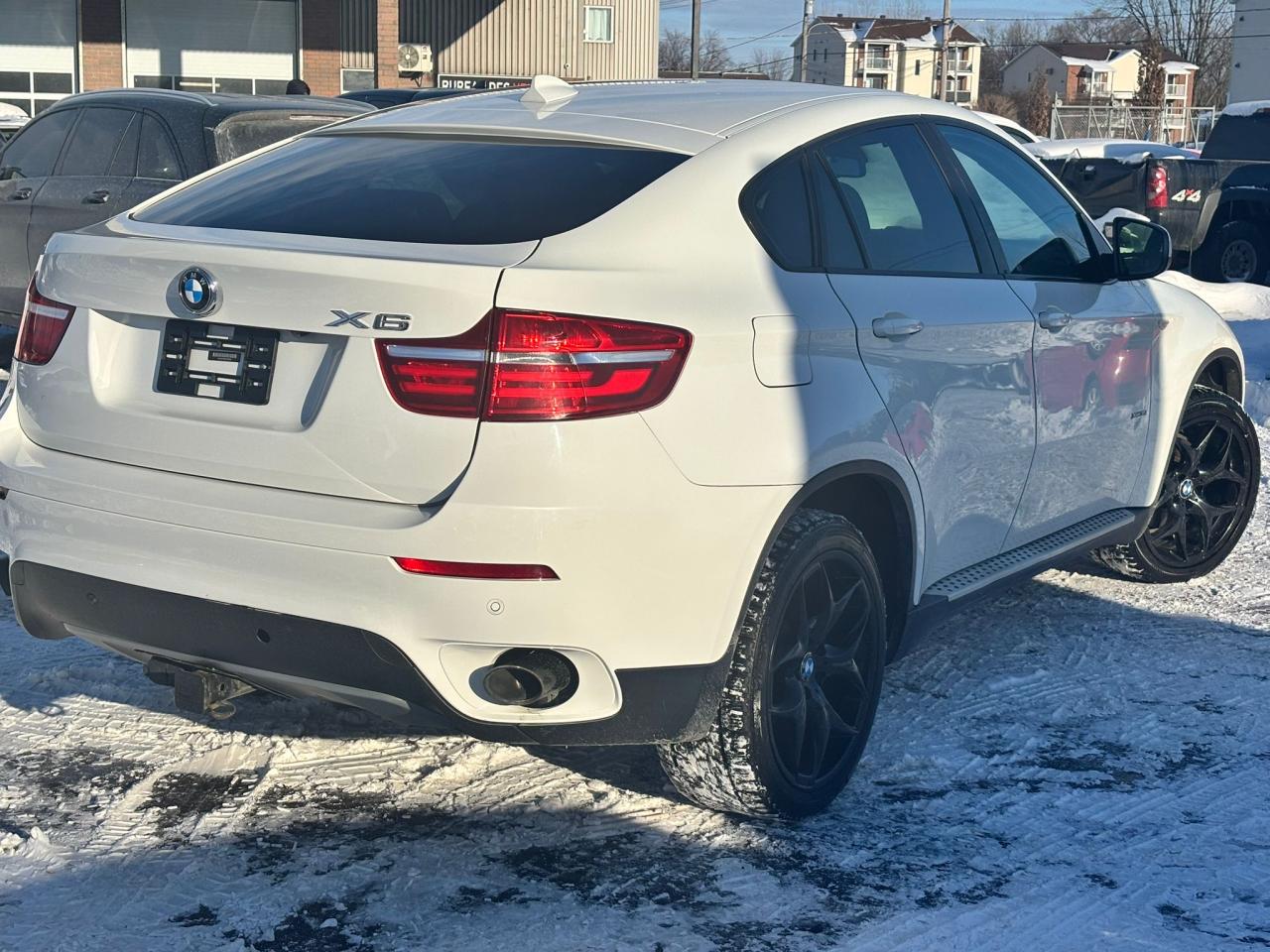 2013 BMW X6  - Photo #2