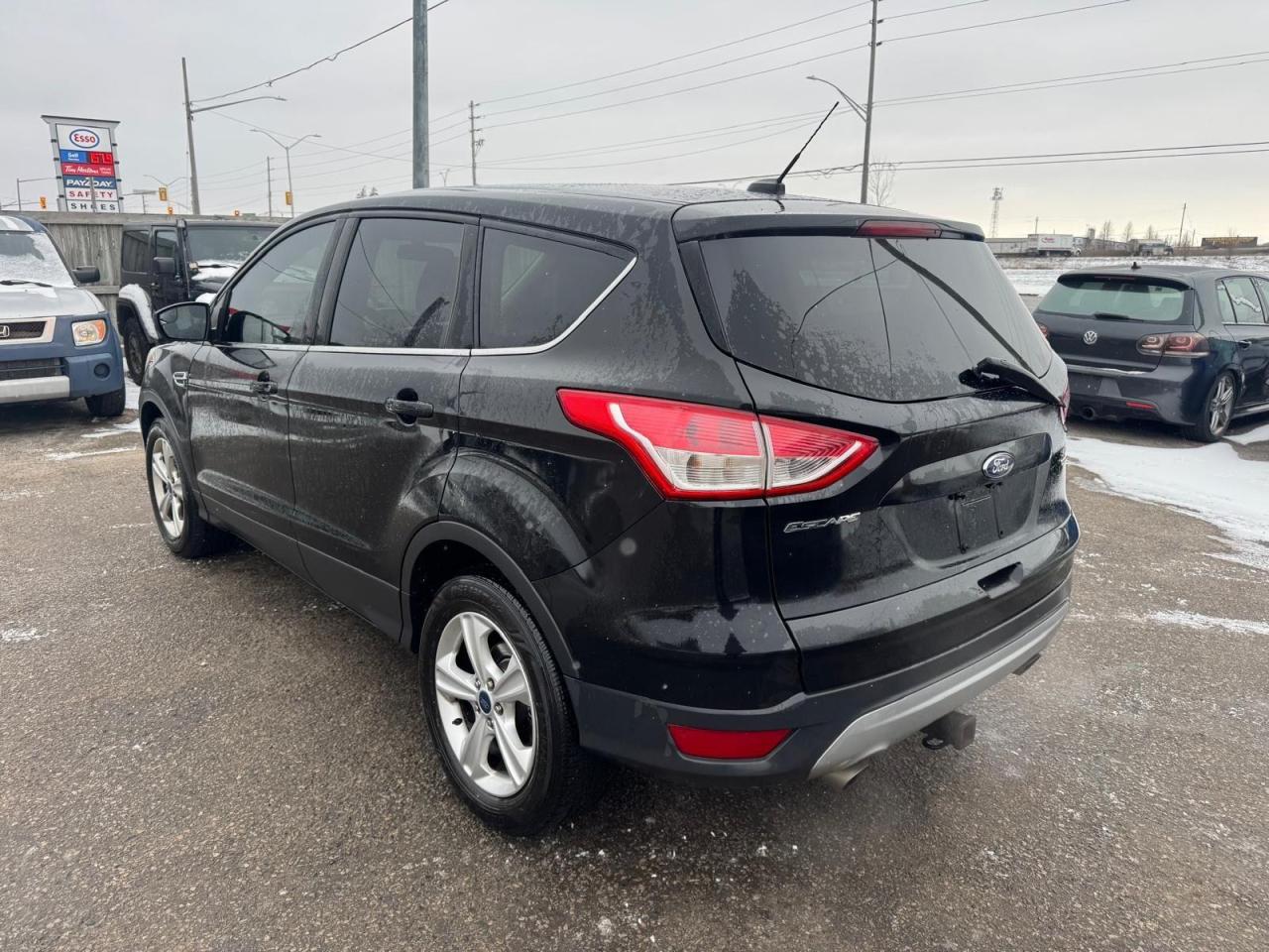 2015 Ford Escape SE, AWD, 6 MONTH WARRANTY INCLUDED - Photo #3