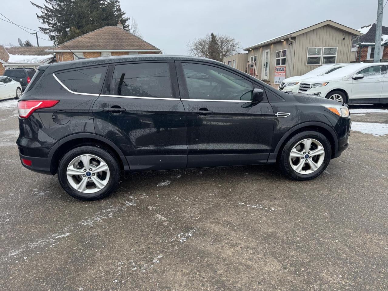 2015 Ford Escape SE, AWD, 6 MONTH WARRANTY INCLUDED - Photo #6