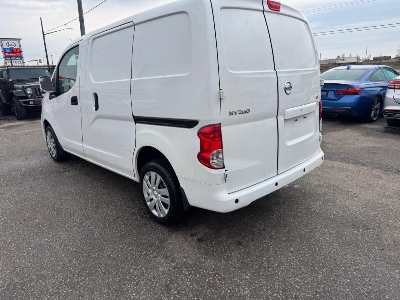 2018 Nissan NV200 SV, BACKUP CAM, 4 CYL, ONLY 147KMS, CERTIFIED - Photo #3