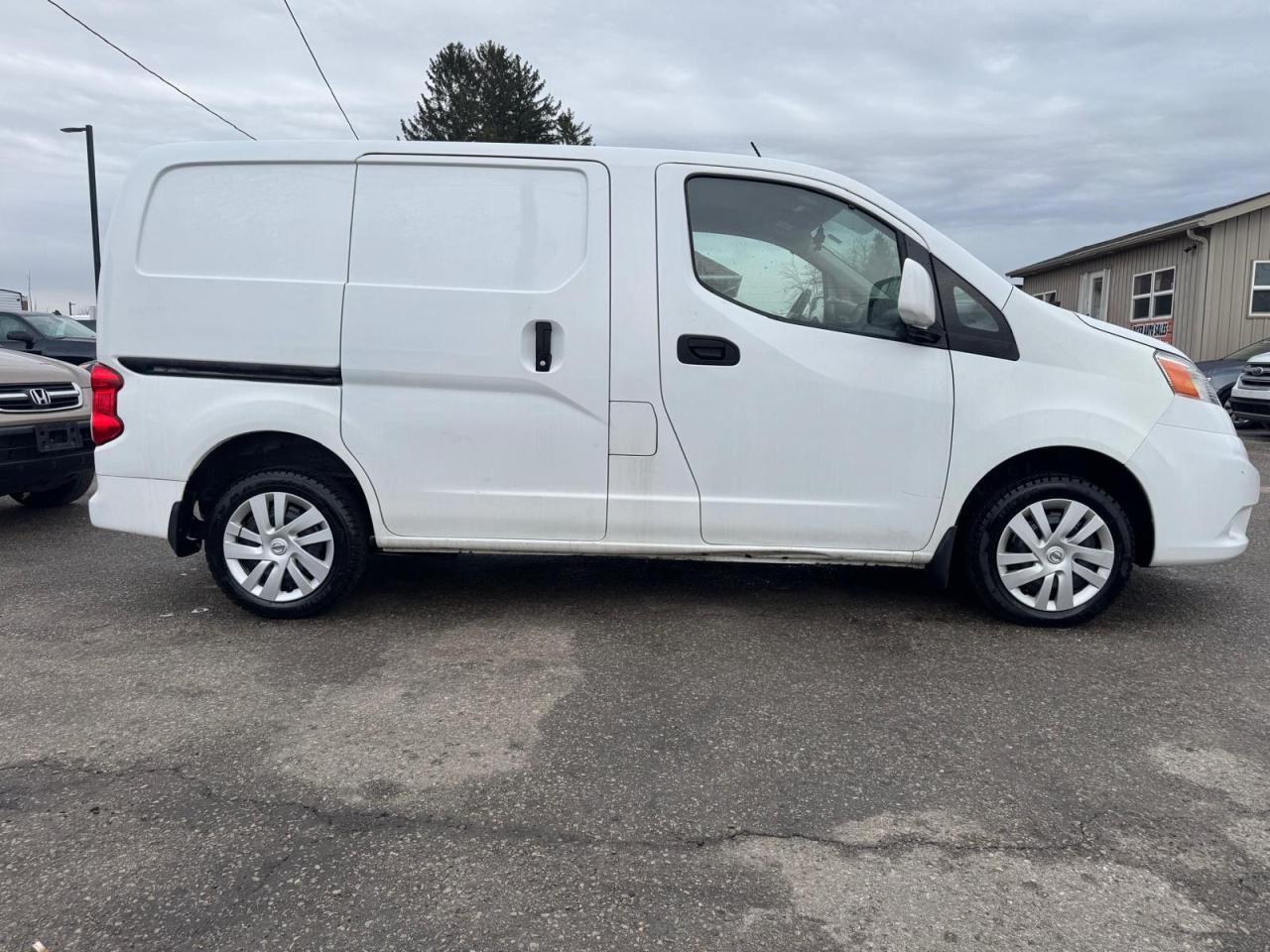 2018 Nissan NV200 SV, BACKUP CAM, 4 CYL, ONLY 147KMS, CERTIFIED - Photo #6