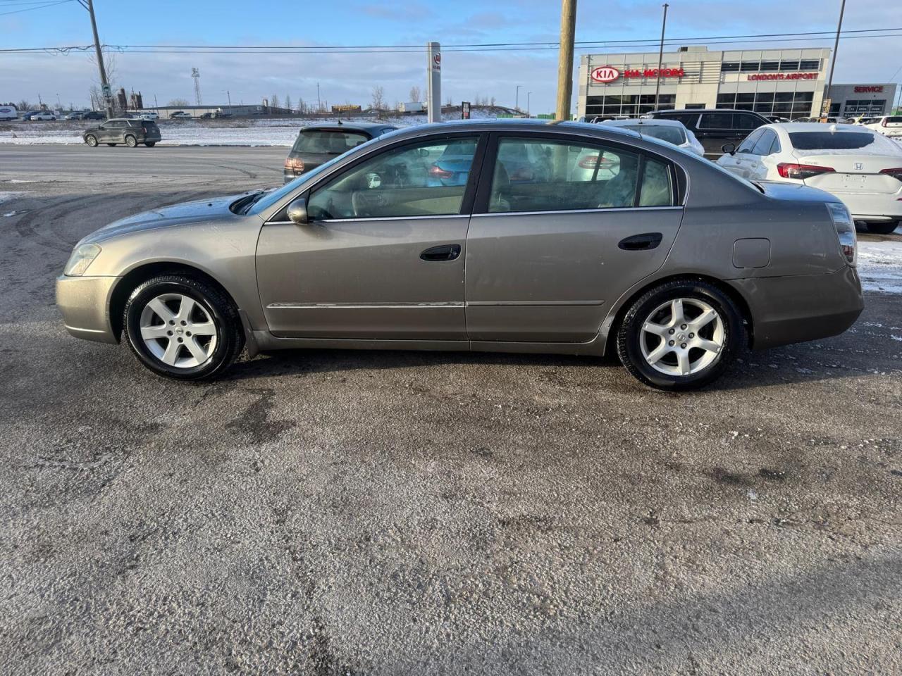 2005 Nissan Altima 2.5 S, RUNS GREAT, AS IS - Photo #2