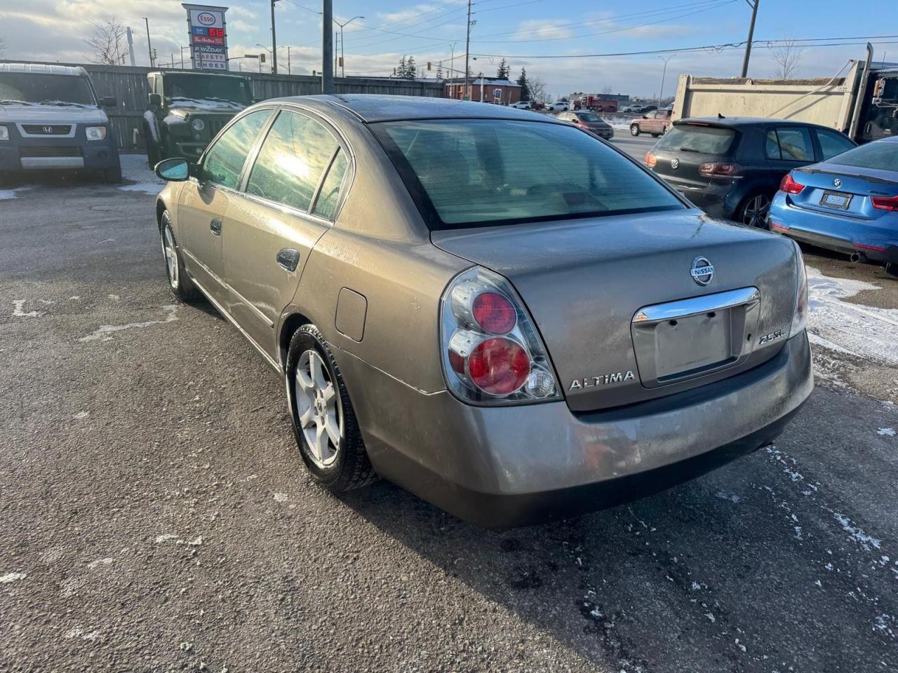 2005 Nissan Altima 2.5 S, RUNS GREAT, AS IS - Photo #3