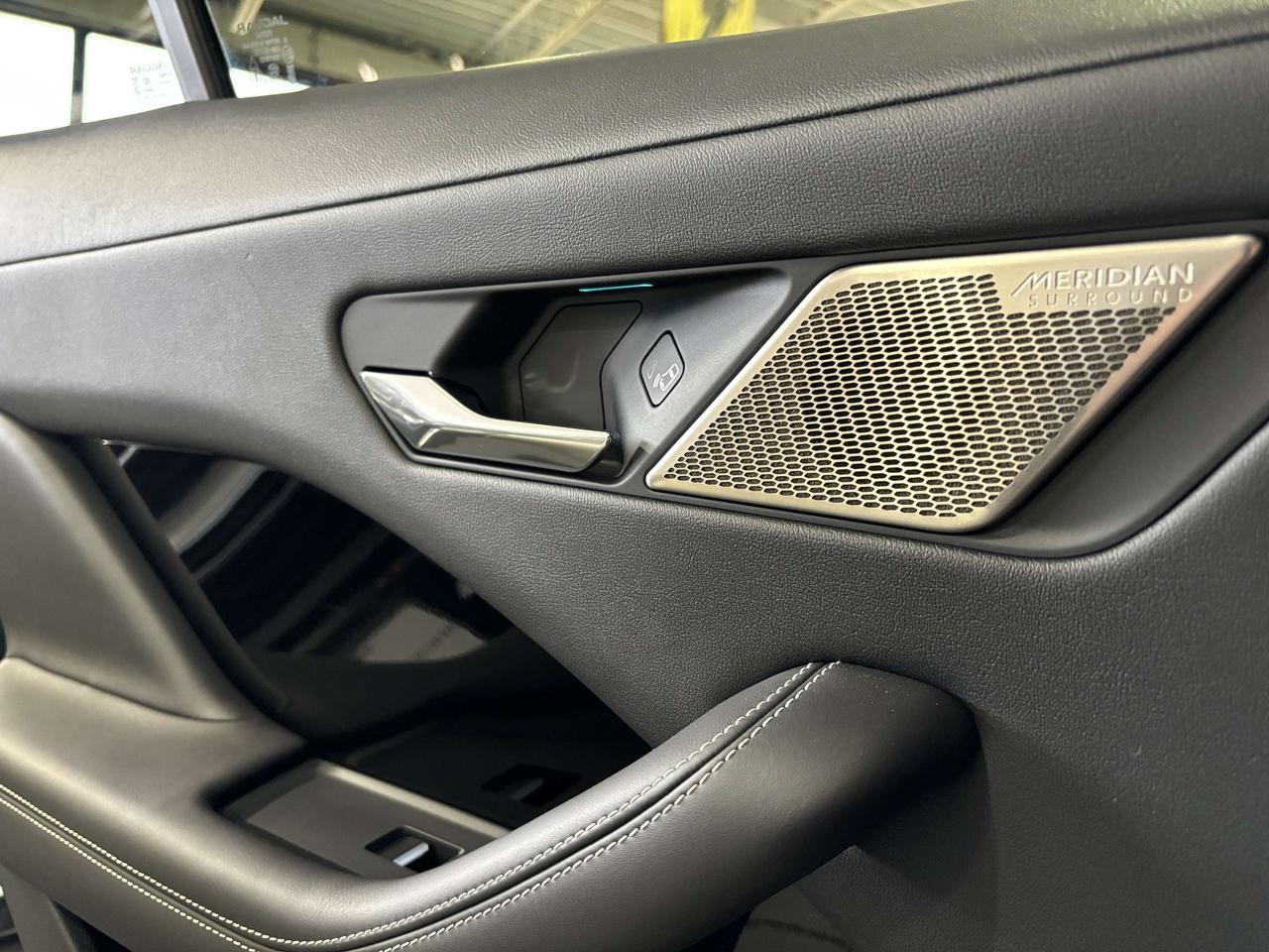 2019 Jaguar I-PACE HSE AWD|NAV|PANO|MERIDIANSURROUND|LED|LEATHER|HUD| Photo