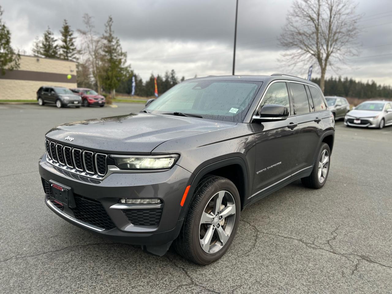 Used 2022 Jeep Grand Cherokee Limited for sale in Campbell River, BC