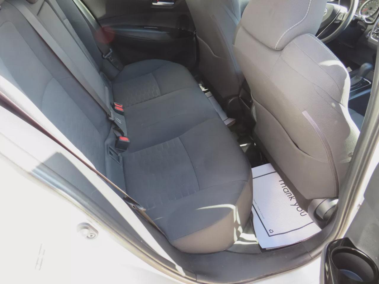 2019 Toyota Corolla Hatchback SE (**AUTOMATIC**BUG DEFLECTOR**CRUISE CONTROL**BLUETOOTH**LANE ASSIST**REVERSE CAMERA**PUSH BUTTON START**DIGITAL CLIMATE CONTROL**DIGITAL TOUCHSCREEN**) Photo