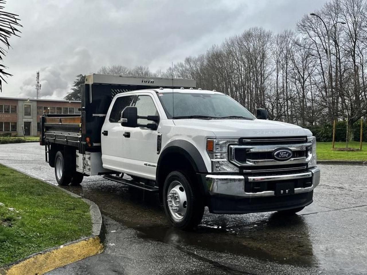 Used 2021 Ford F-550 Super Duty Crew Cab 4x4 Powerstroke Diesel Dump Truck  4WD for sale in Burnaby, BC