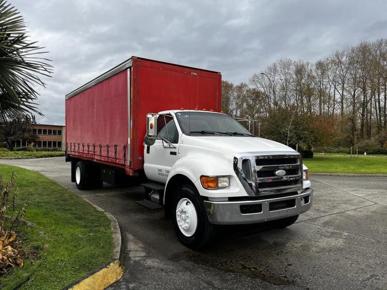 Used 2008 Ford F-750 CAT 7.2 XLT Side Roll Tarp 2WD 3 Seater Diesel for sale in Burnaby, BC
