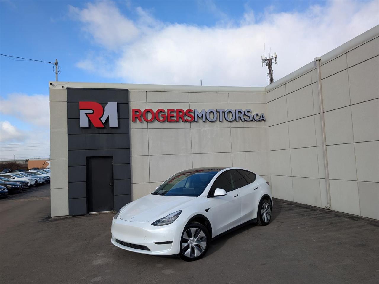 Used 2020 Tesla Model Y LONG RANGE AWD - DUAL MOTOR for sale in Oakville, ON