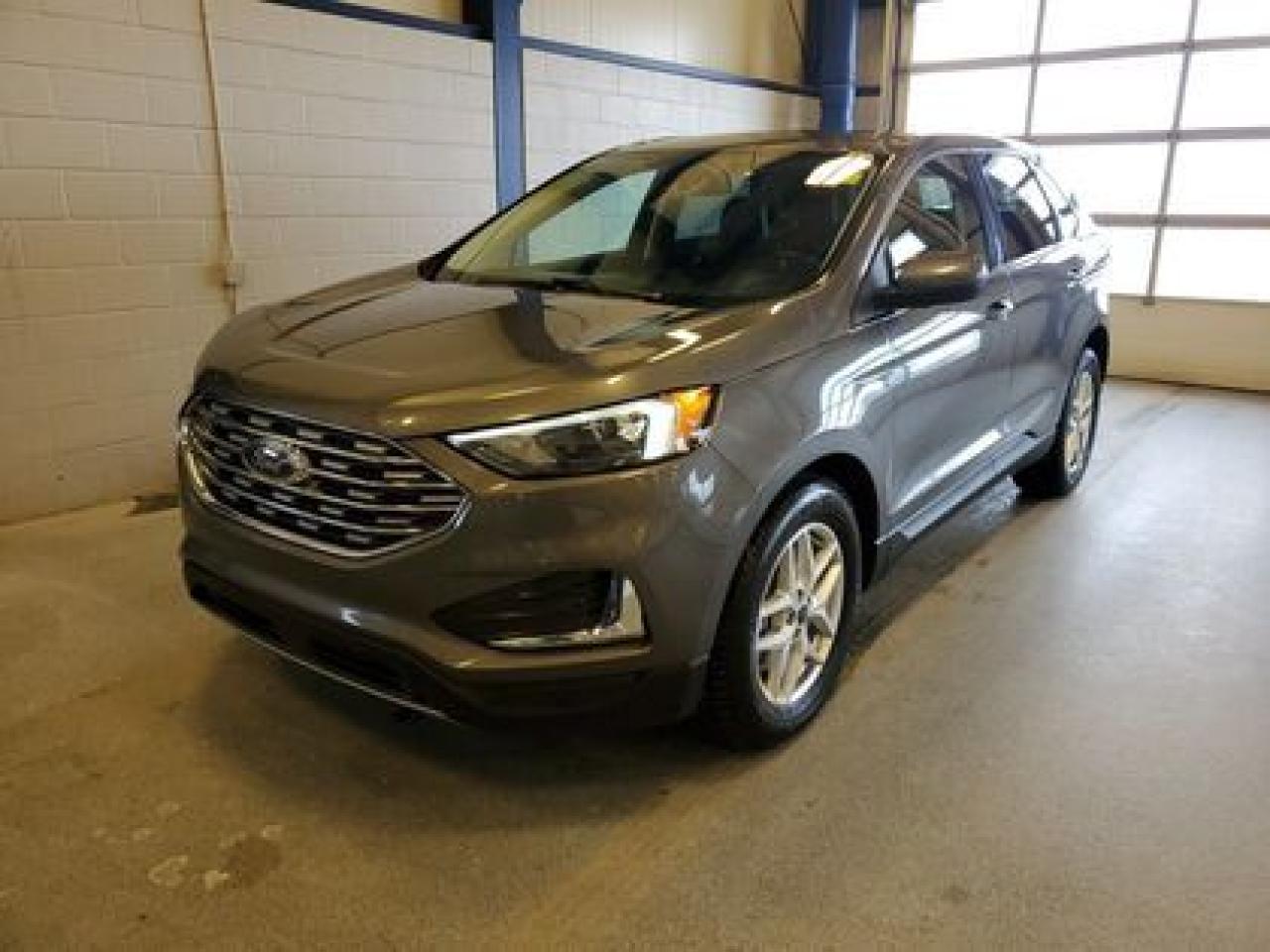 Used 2022 Ford Edge SEL W/ LANE CENTERING for sale in Moose Jaw, SK