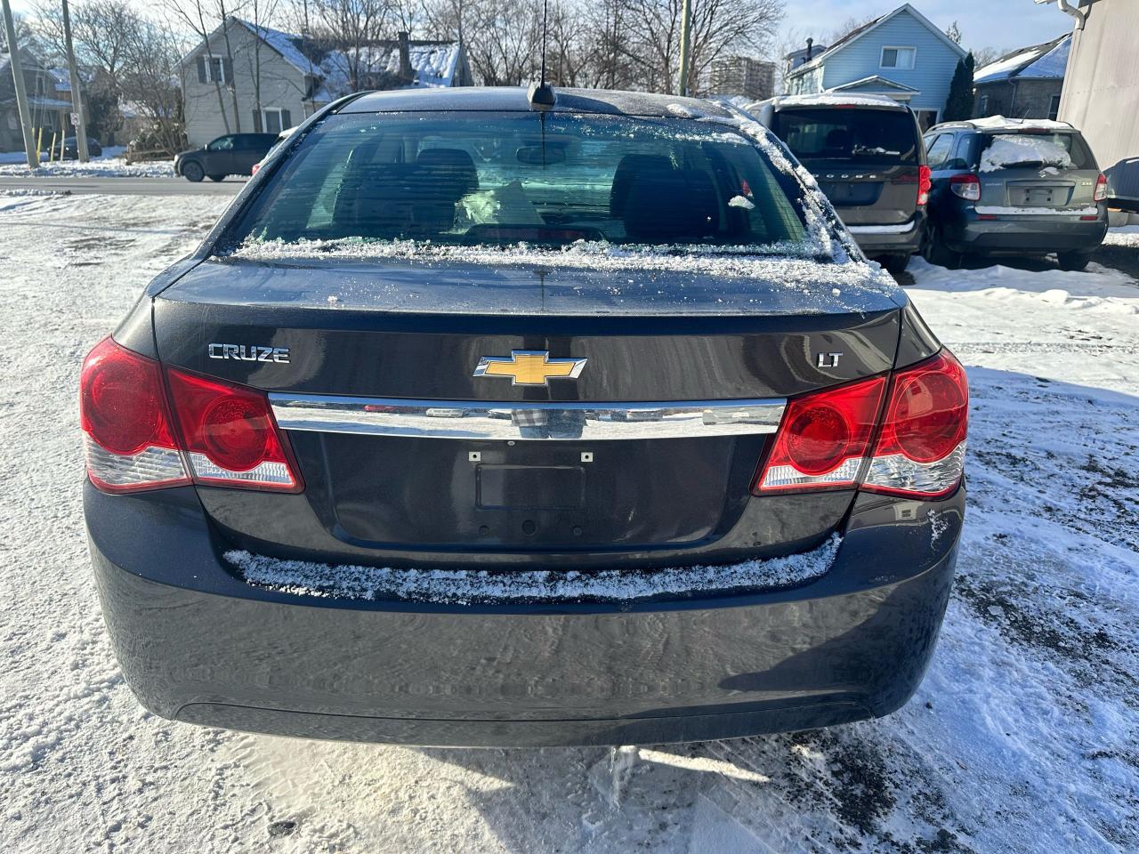 2016 Chevrolet Cruze LT - Photo #3