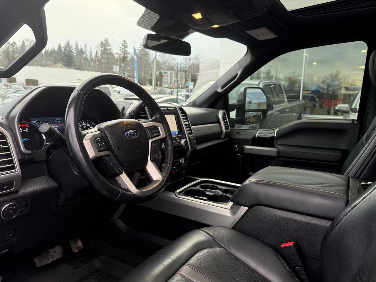 2021 Ford F-350 Super Duty SRW PLATINUM Photo5