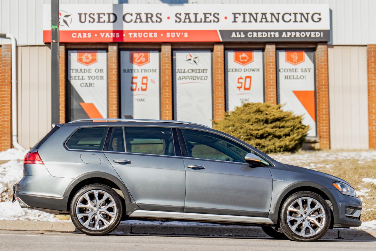 Used 2017 Volkswagen Golf Alltrack AWD | Leather | Pano Roof | Nav | Cam | VW Service for sale in Oshawa, ON