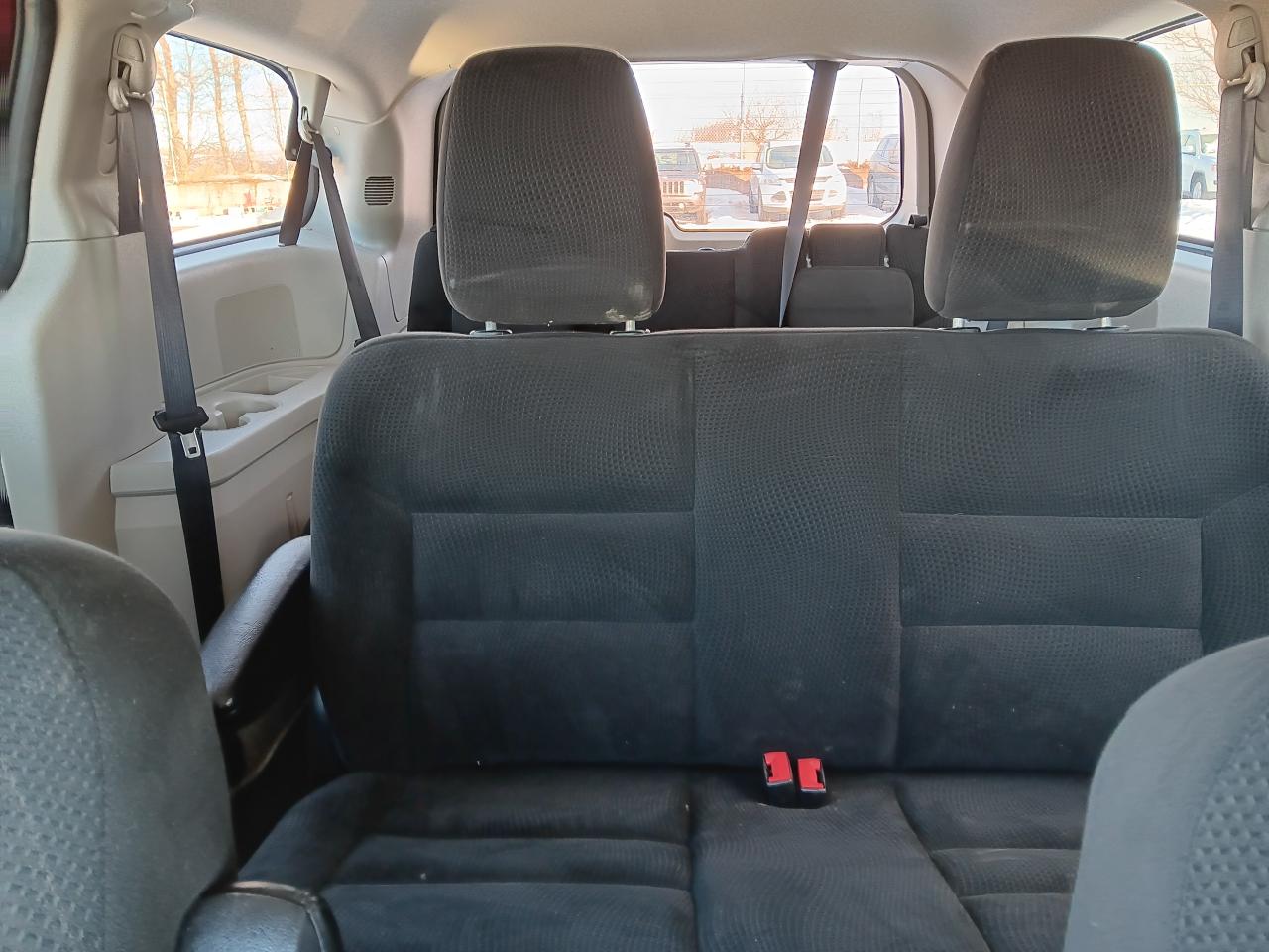 2016 Dodge Grand Caravan 7 PASSENGER - Photo #14