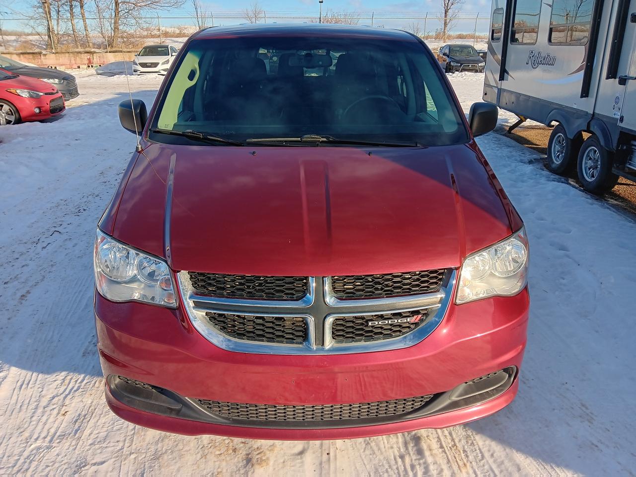 2016 Dodge Grand Caravan 7 PASSENGER - Photo #2