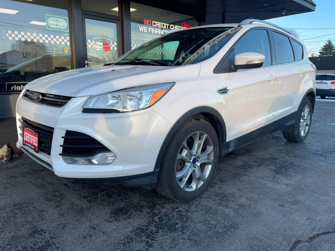 Used 2014 Ford Escape 4WD 4DR TITANIUM for sale in Brantford, ON