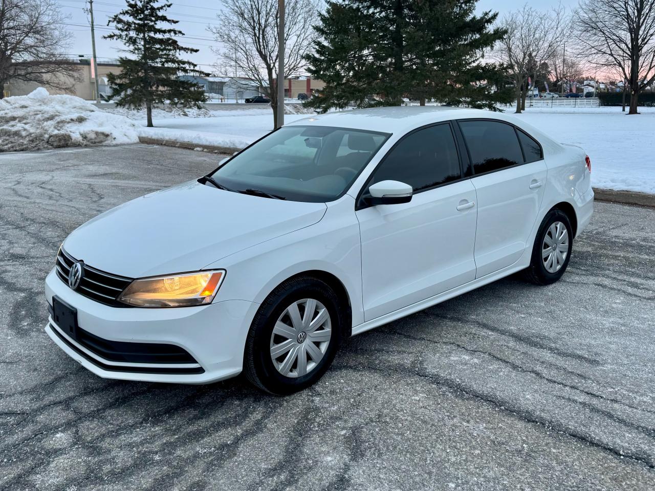 2015 Volkswagen Jetta 4dr 2.0L Auto Trendline - Photo #13