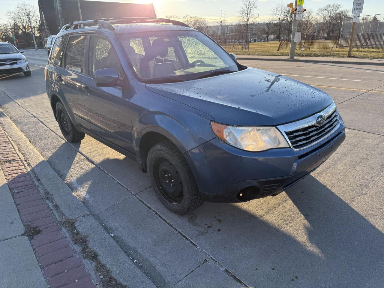 2010 Subaru Forester 5dr Wgn Man 2.5X Sport - Photo #2