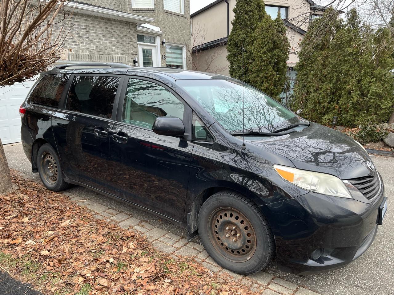 Used 2011 Toyota Sienna LE-FULLY EQUIPPED-ONLY 190K KMS!! for sale in Toronto, ON