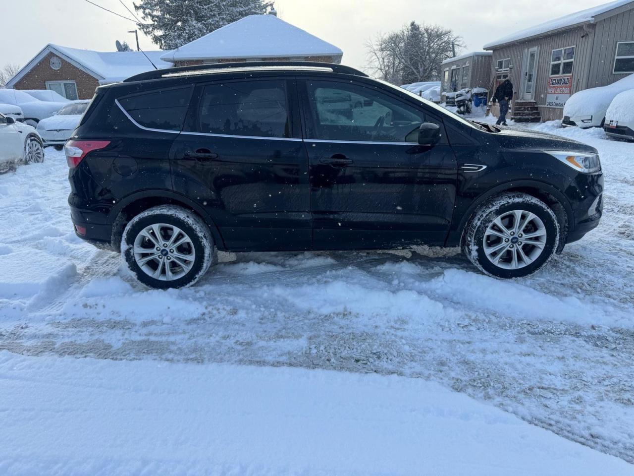 2018 Ford Escape SEL, 4X4, 180KMS, LEATHER, LOADED, NO ACCIDENT, - Photo #6