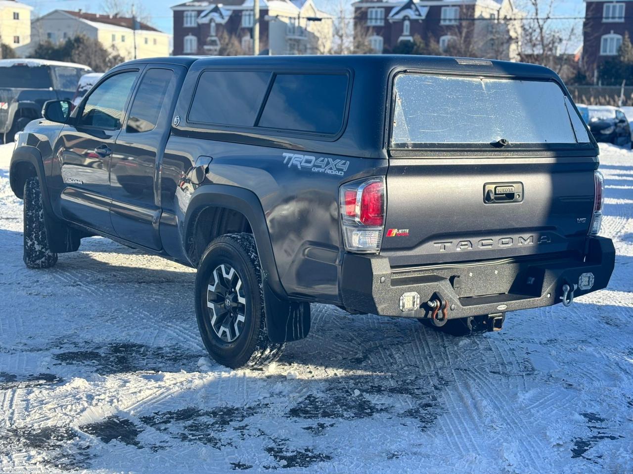 2022 Toyota Tacoma  - Photo #6